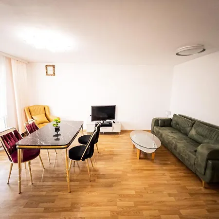Apartamento Zentrales 3 Raum & Balkon, 24/7 Service
